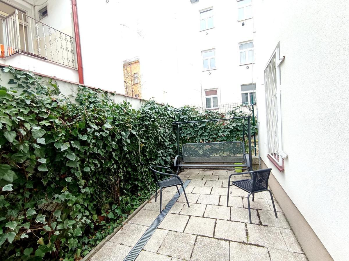Apartments Captain Grand פראג מראה חיצוני תמונה